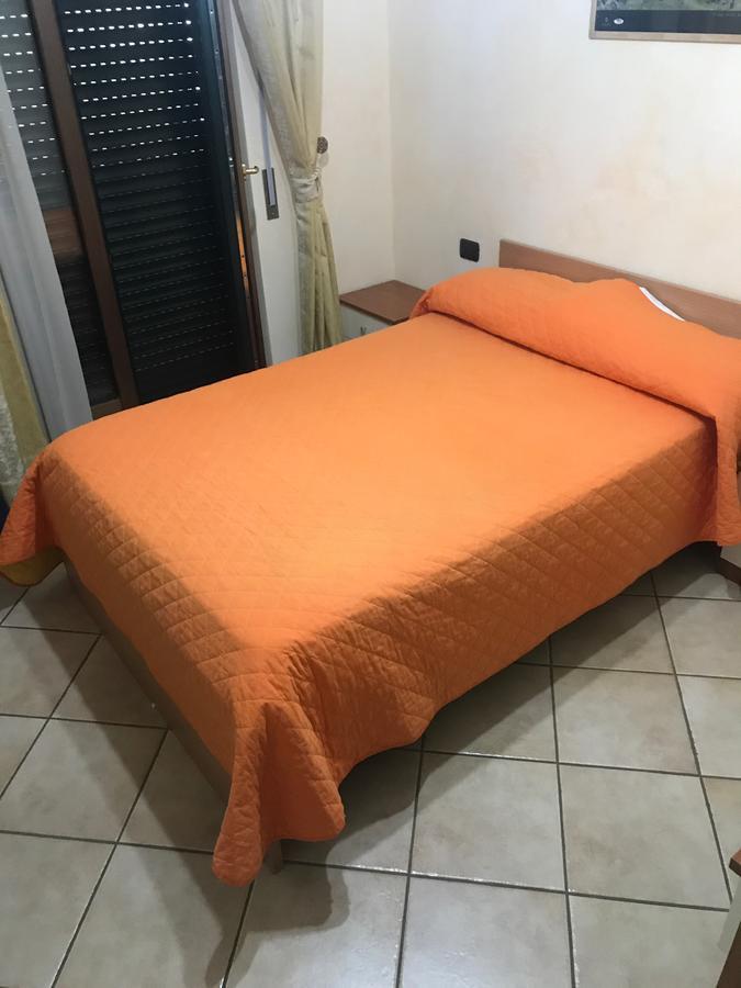 Guesthouse Ristorante Al Giardinetto Francavilla in Sinni Eksteriør billede